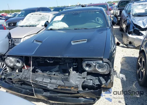 2017 Dodge Challenger R/T из США, поврежденный, VIN 2C3CDZBT8HH606039